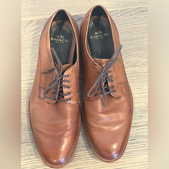 Coach Men’s Calf leather Derby shoes, men’s size 9.5D. Cognac color. - Picture 9 of 9